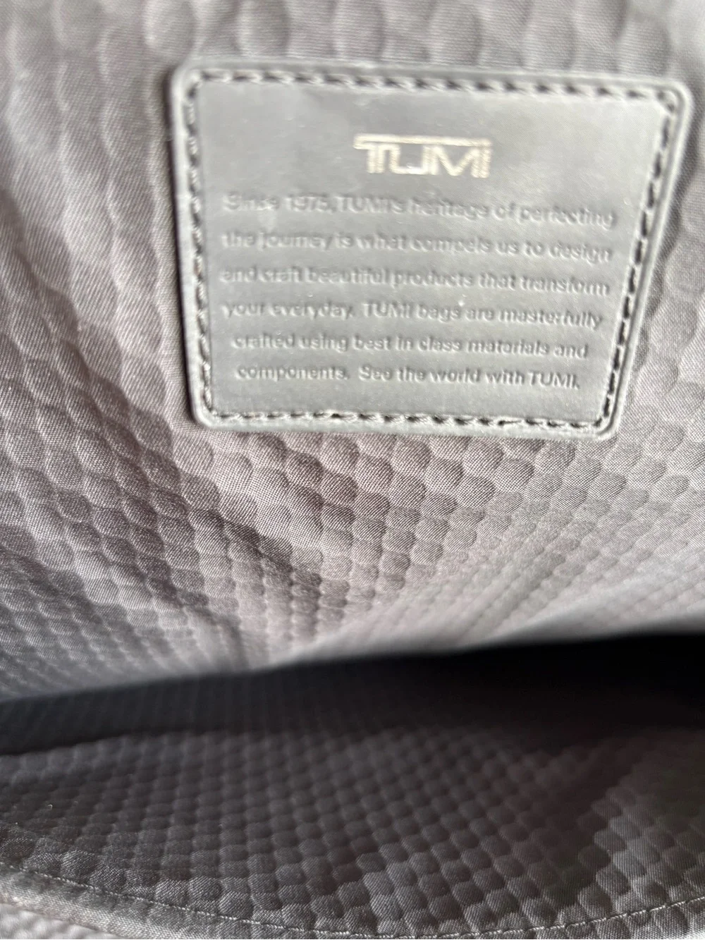 Tumi alpha bravo